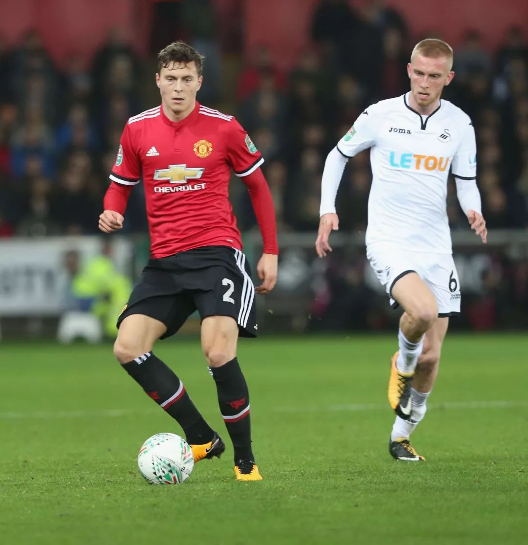 更是他多年 更是他多年